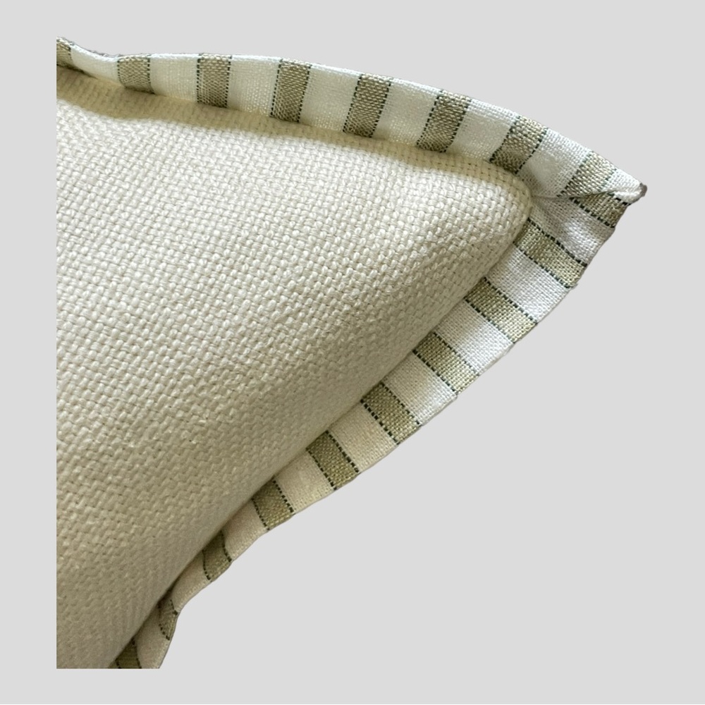 POTTERY BARN LINEN COTTON EMBROIDERED THROW PILLOW 16x26 - Picture 6 of 16